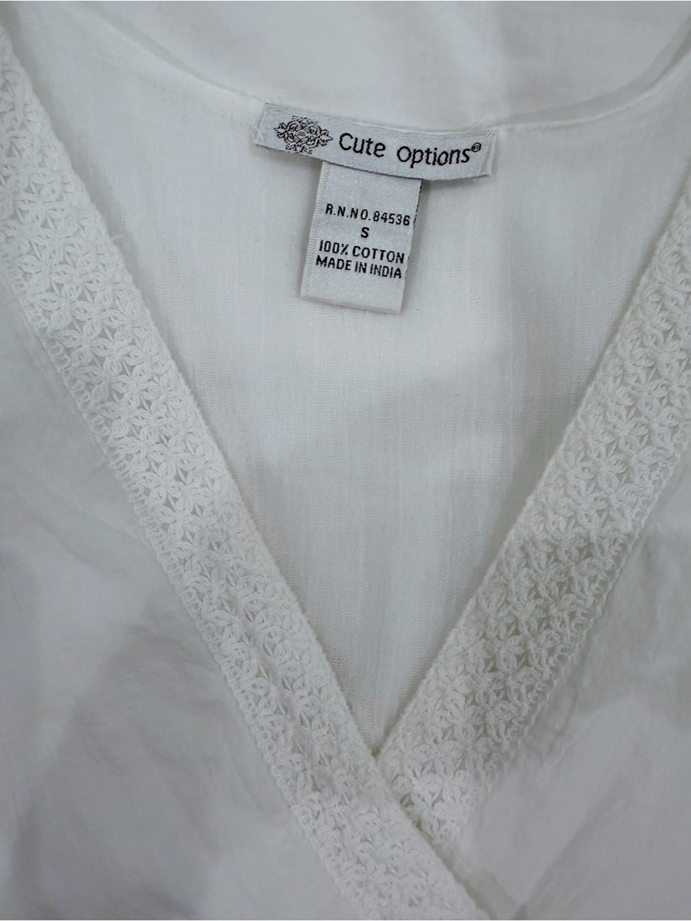 Sleeveless White Maxi Dress with Lace Panels - Picture 4 of 8